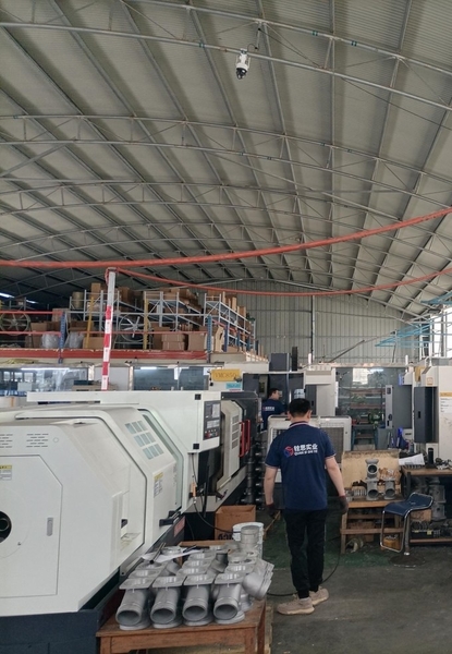 Shanyan Industrial (Shanghai) Co., Ltd. Produktionslinie des Herstellers